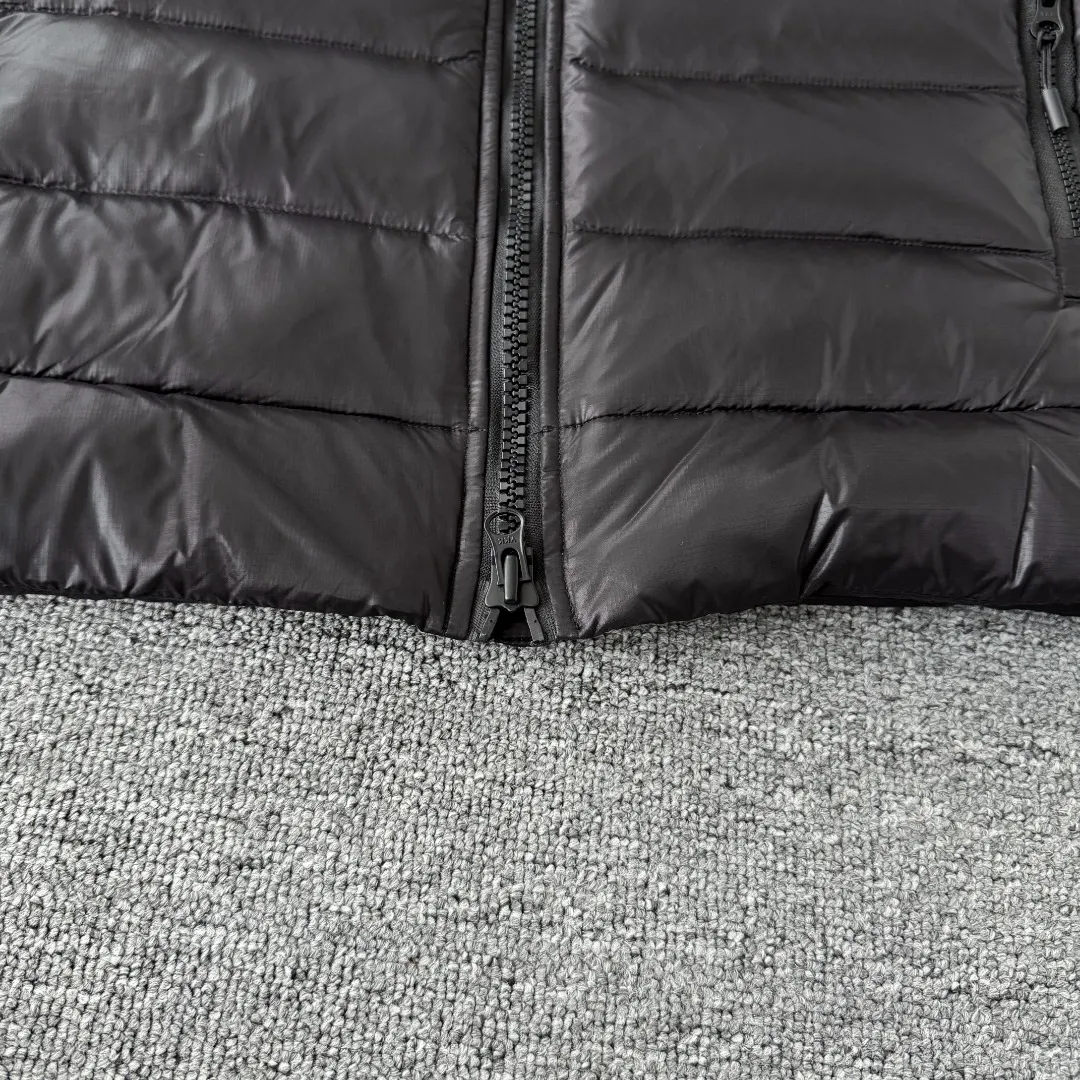 Lodge Hooded Lightweight Down Jacket D44024832 — view 8