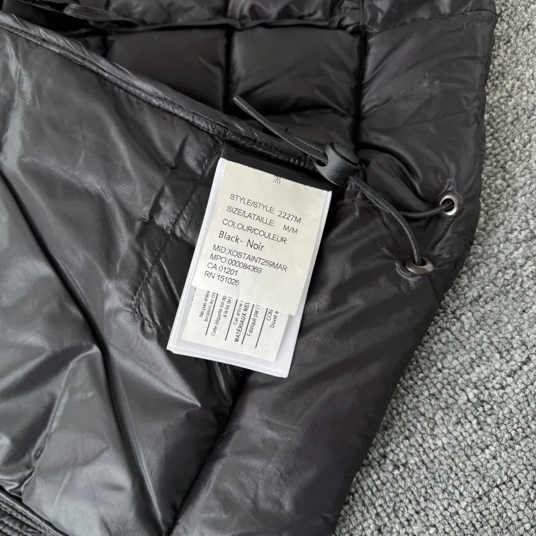 Lodge Hooded Lightweight Down Jacket D44024832 — view 11