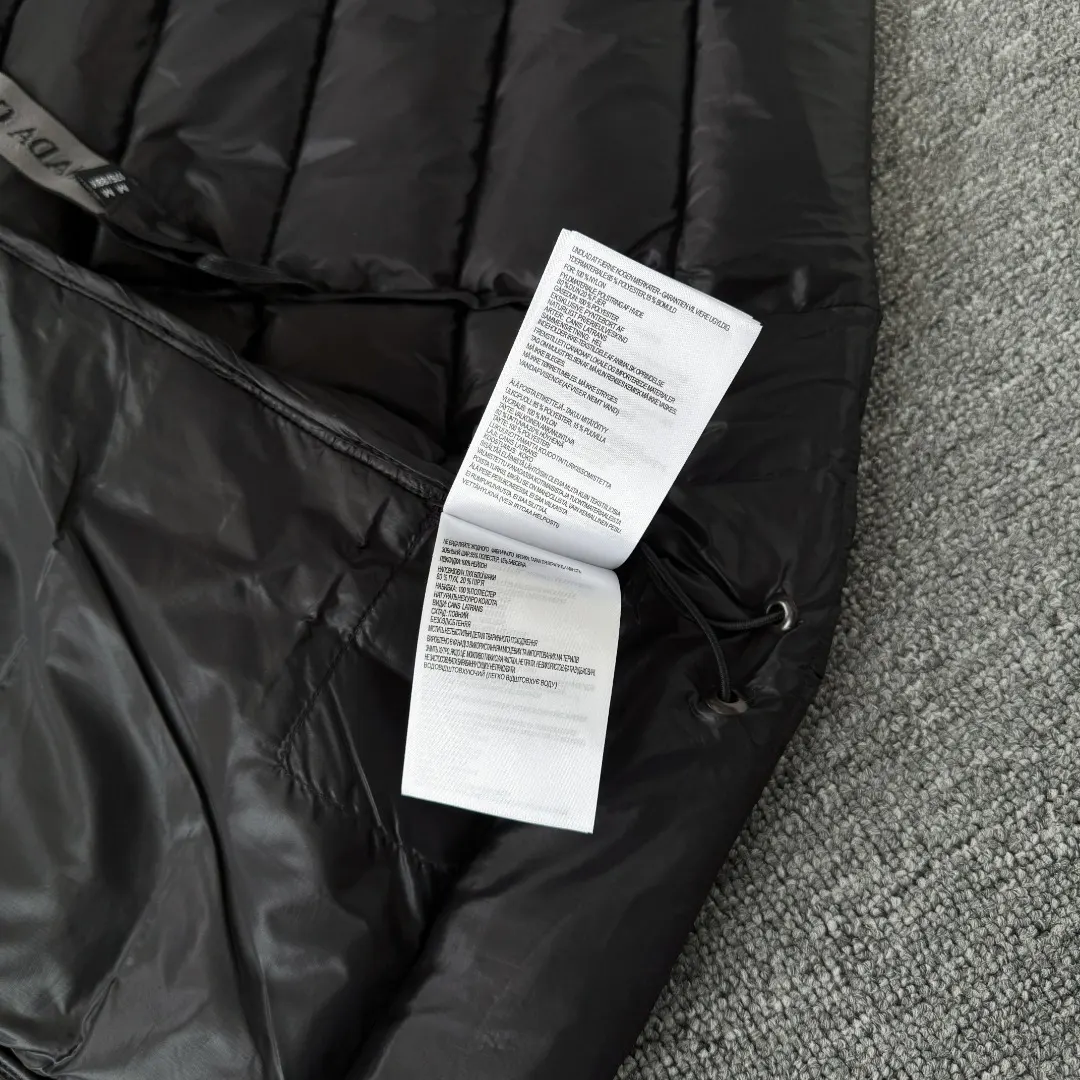 Lodge Hooded Lightweight Down Jacket D44024832 — view 12
