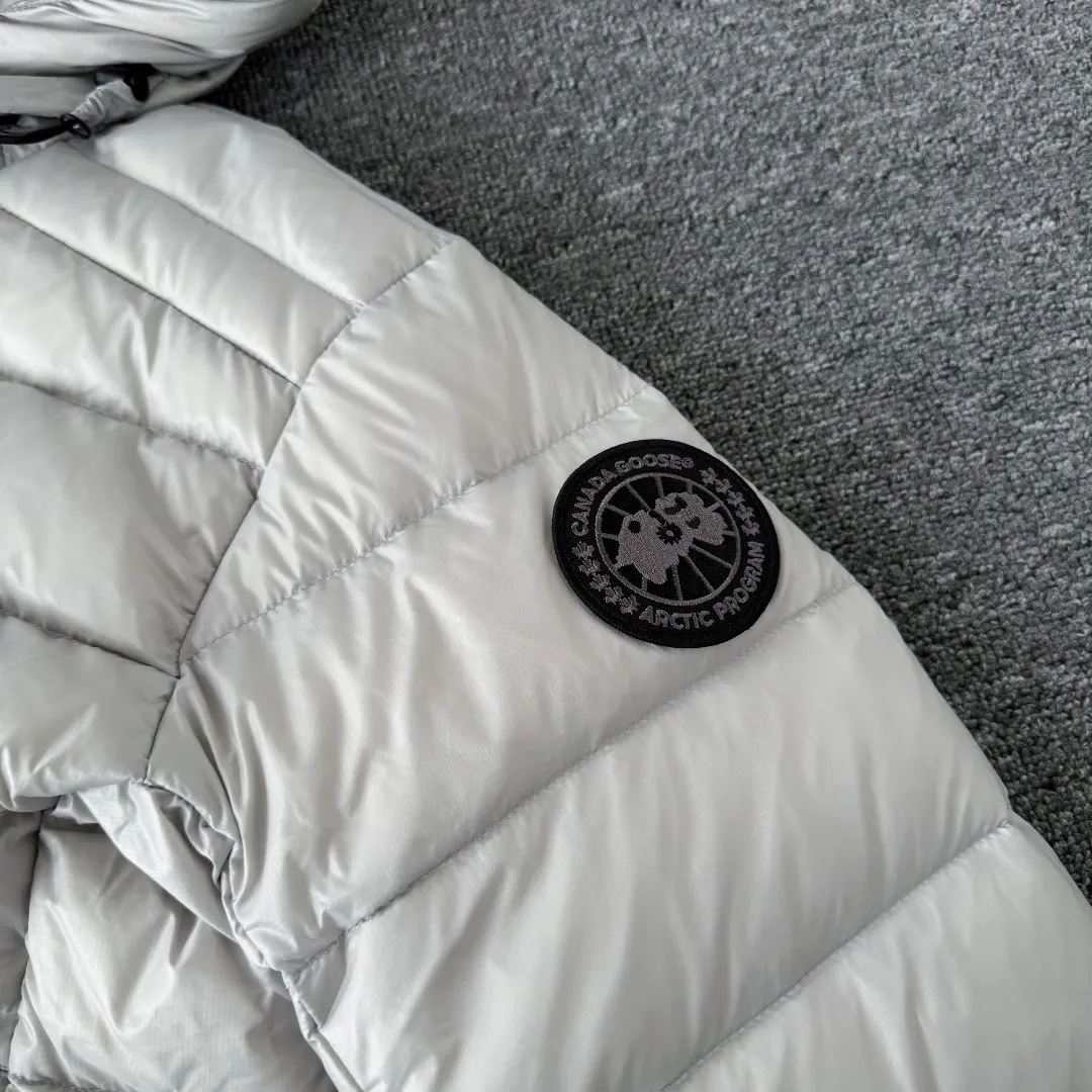 Lodge Lightweight Hooded Down Jacket D44024835 — view 5