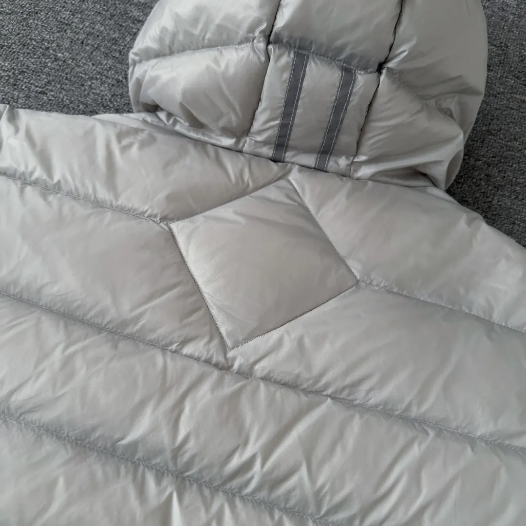 Lodge Lightweight Hooded Down Jacket D44024835 — view 14
