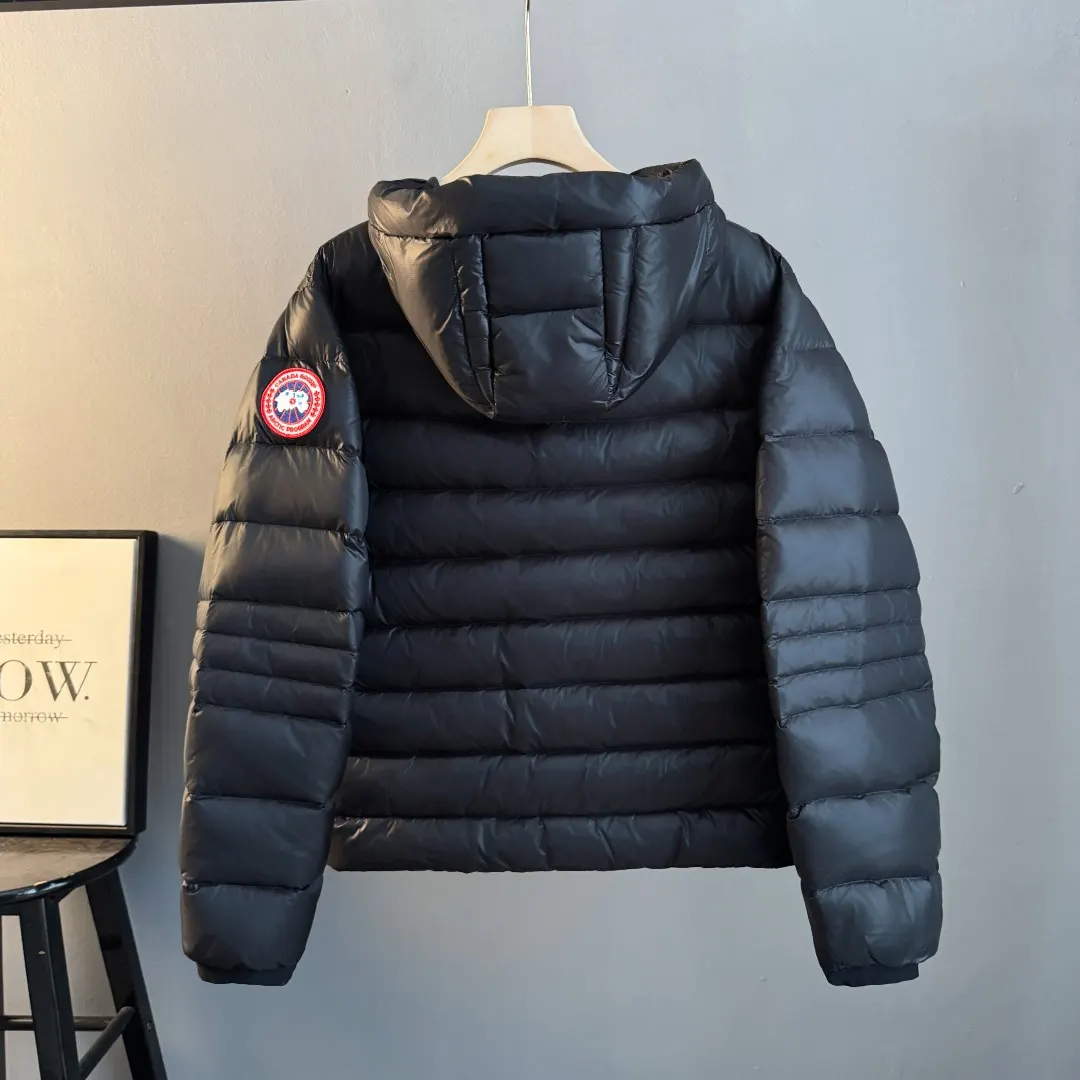Crofton Lightweight Hooded Puffer Jacket D44024833 — view 2