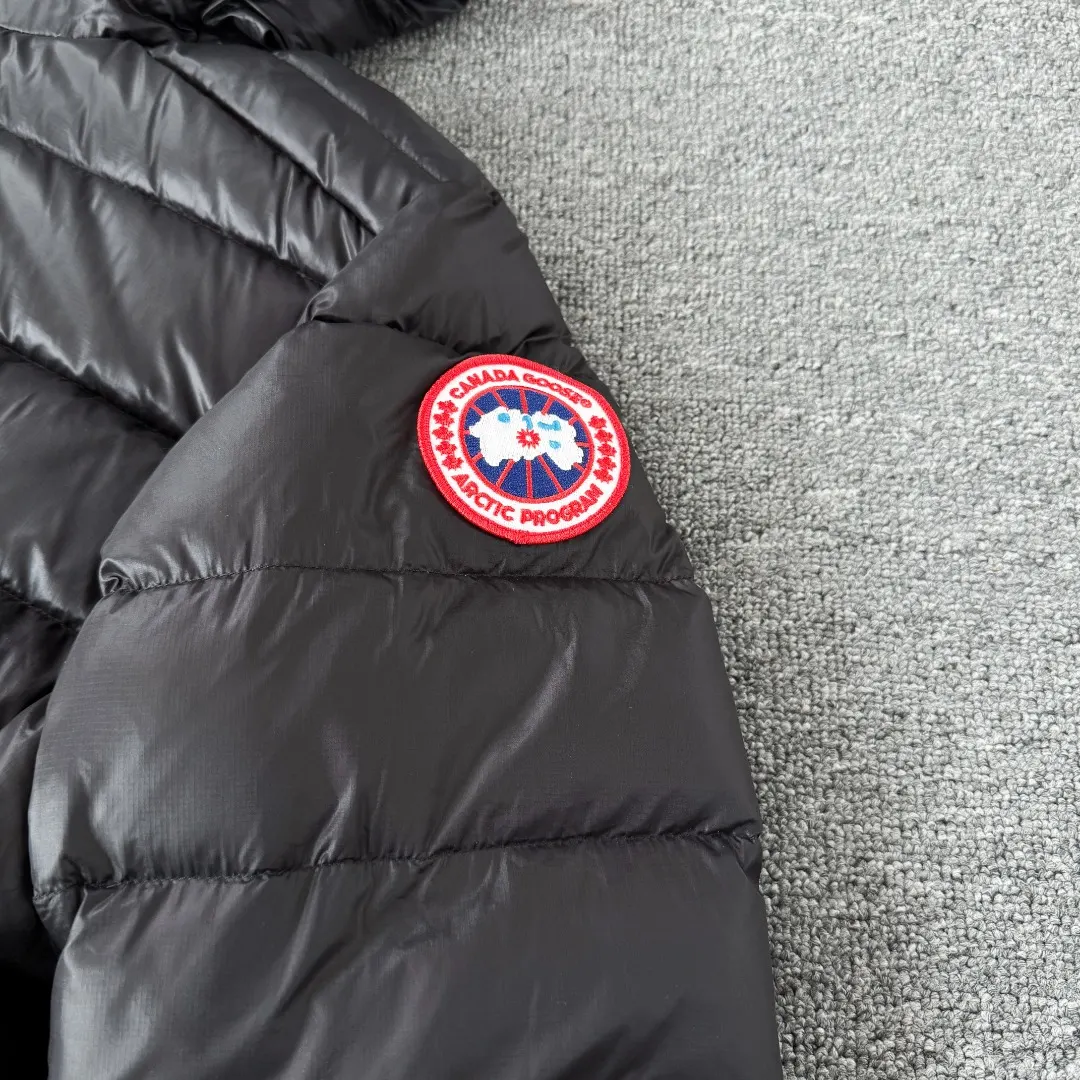 Crofton Lightweight Hooded Puffer Jacket D44024833 — view 5