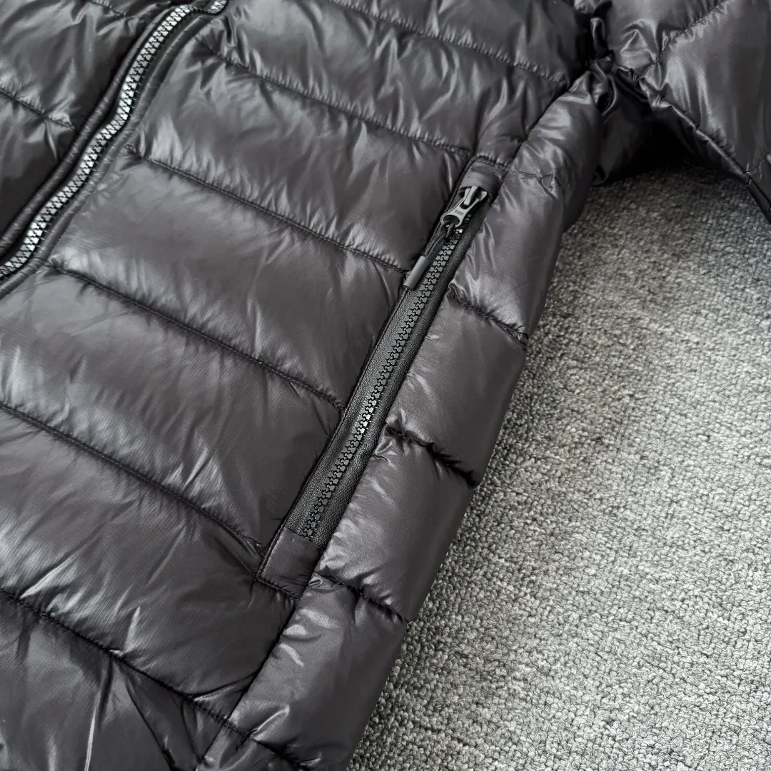 Crofton Lightweight Hooded Puffer Jacket D44024833 — view 7