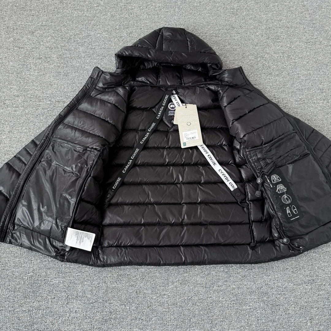 Crofton Lightweight Hooded Puffer Jacket D44024833 — view 8