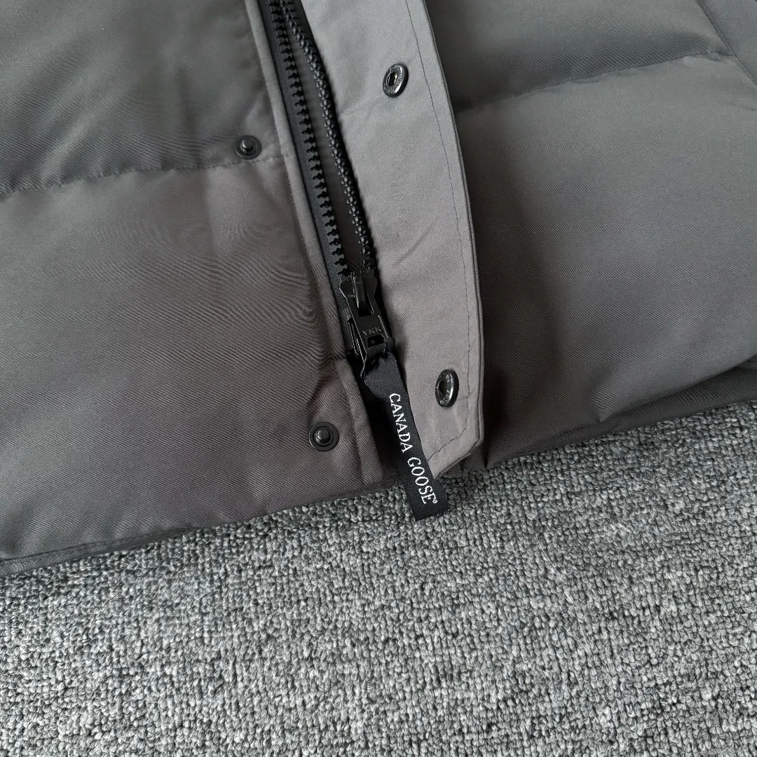 Macmillan Quilted Down Parka D44024680 — view 8