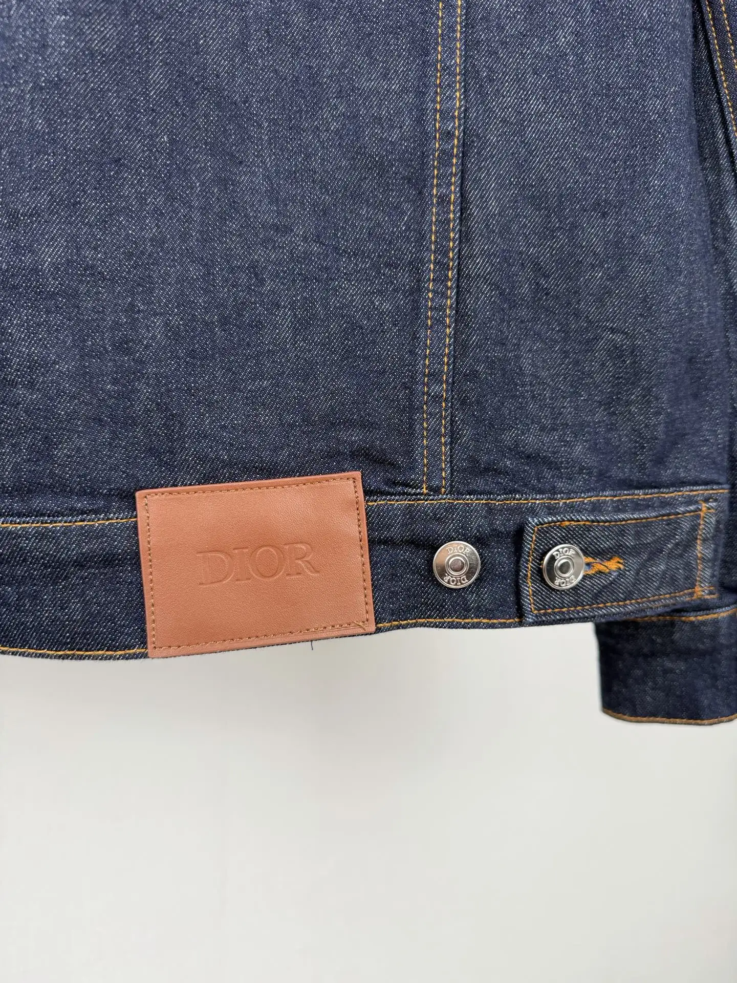 Oblique Lining Denim Trucker Jacket D44021388 — view 10