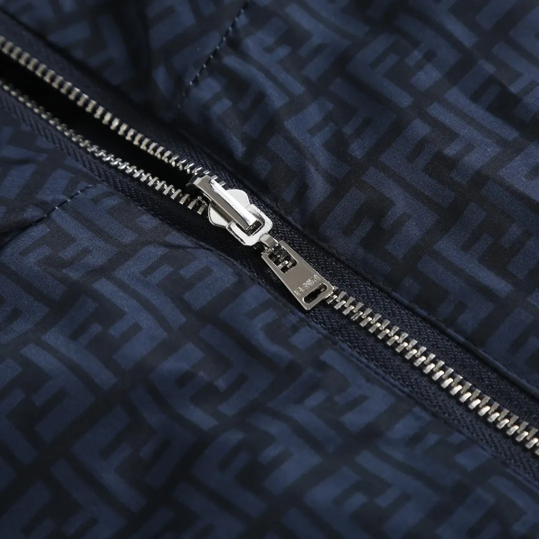 Reversible Monogram Hooded Puffer Jacket D44021211 — view 5