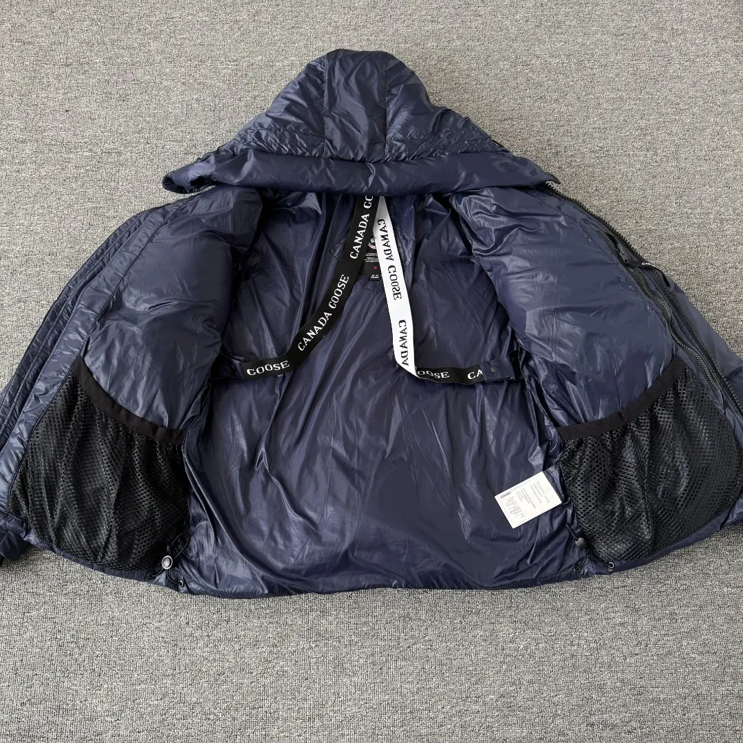 Crofton Hooded Down Puffer Jacket D45024842 — view 7