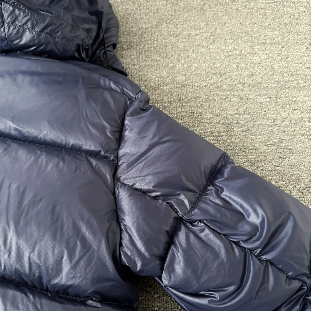 Crofton Hooded Down Puffer Jacket D45024842 — view 12