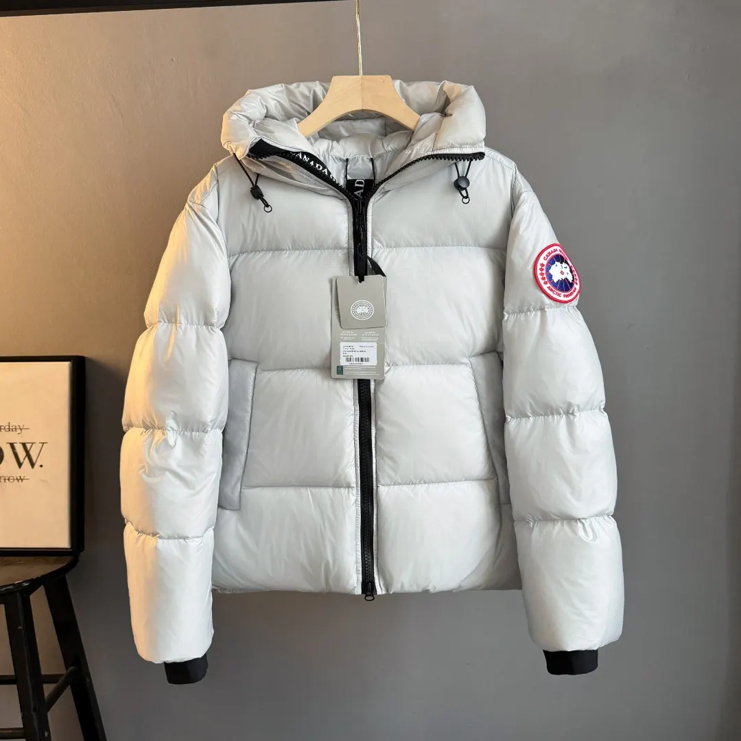 Crofton Hooded Down Puffer Jacket D45024845