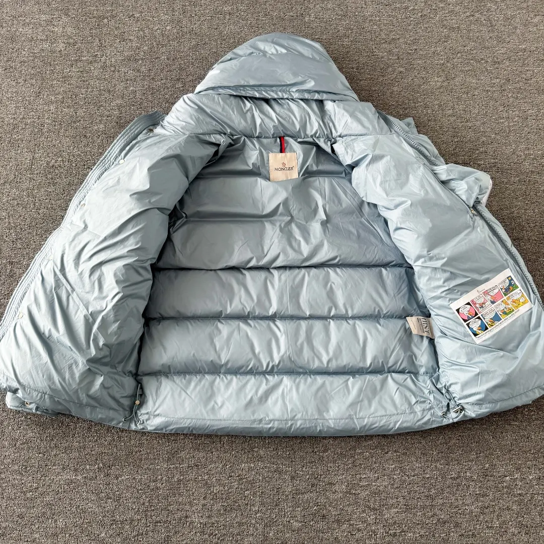 Maya 70th Anniversary Matte Down Jacket D47024780 — view 9