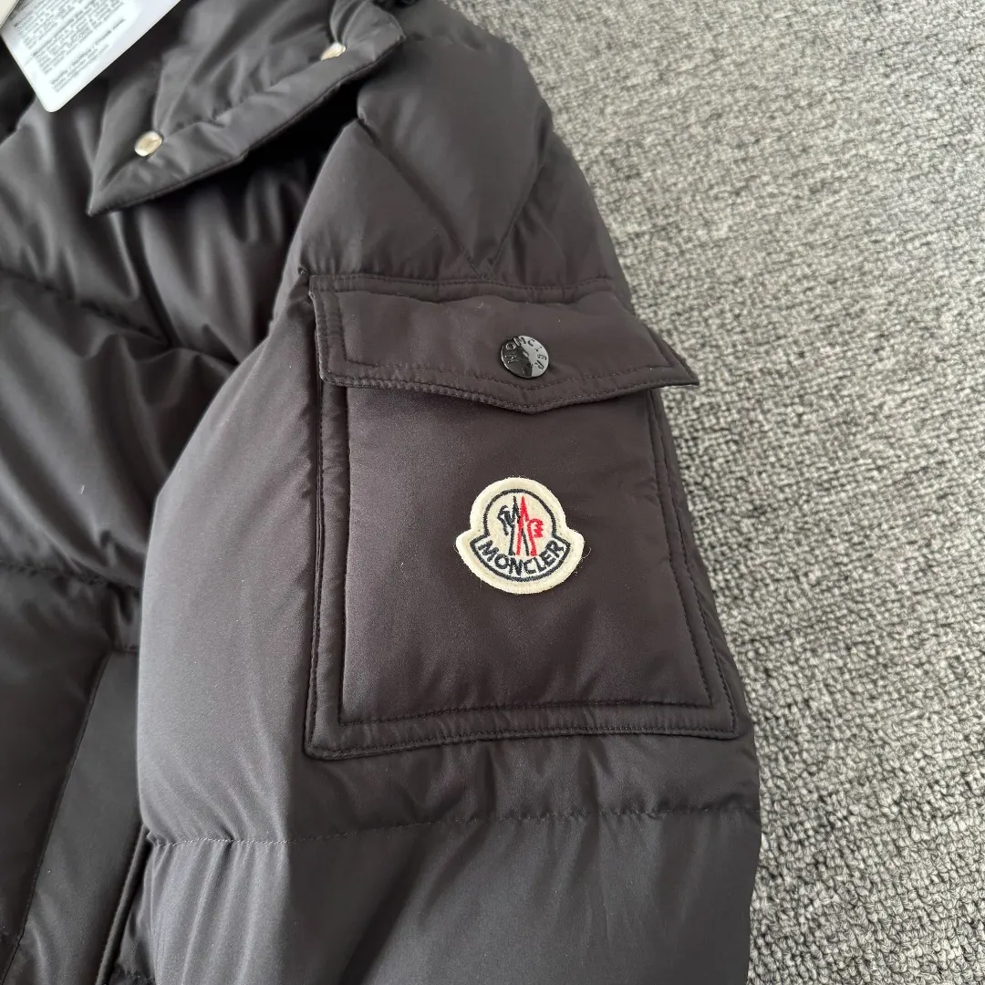 Maya 70th Anniversary Matte Down Jacket D47024784 — view 5