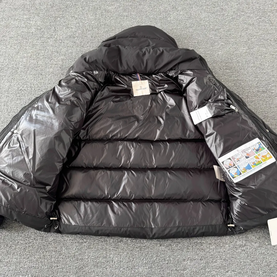 Maya 70th Anniversary Matte Down Jacket D47024784 — view 7