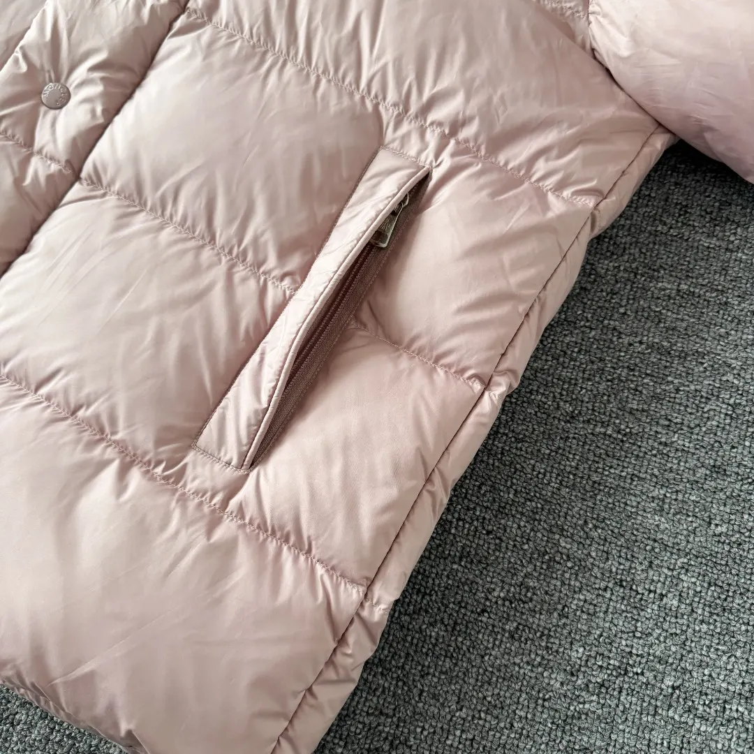 Maya 70th Anniversary Matte Down Jacket D47024782 — view 7