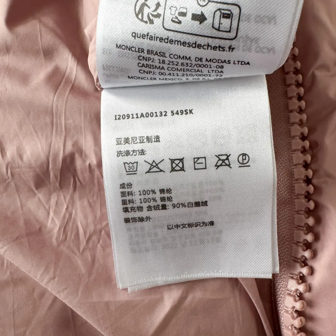 Maya 70th Anniversary Matte Down Jacket D47024782 — view 11