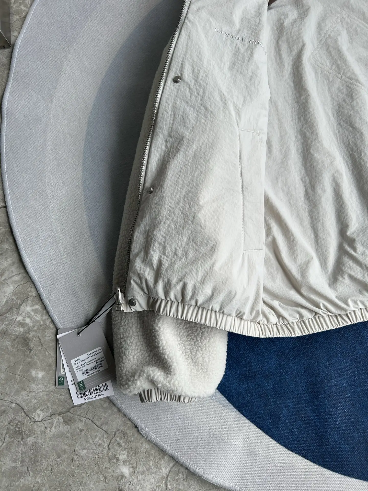 Alberni Reversible Fleece Hooded Jacket D48024080 — view 16