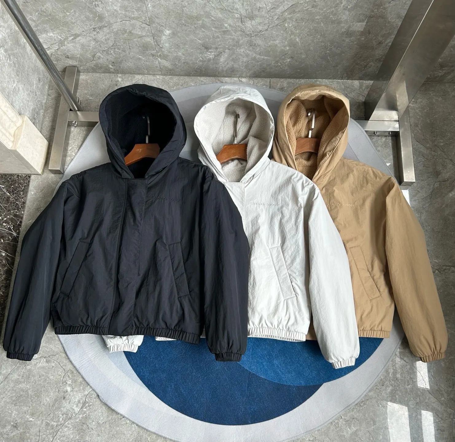 Alberni Reversible Fleece Hooded Bomber Jacket D48024077 — view 4