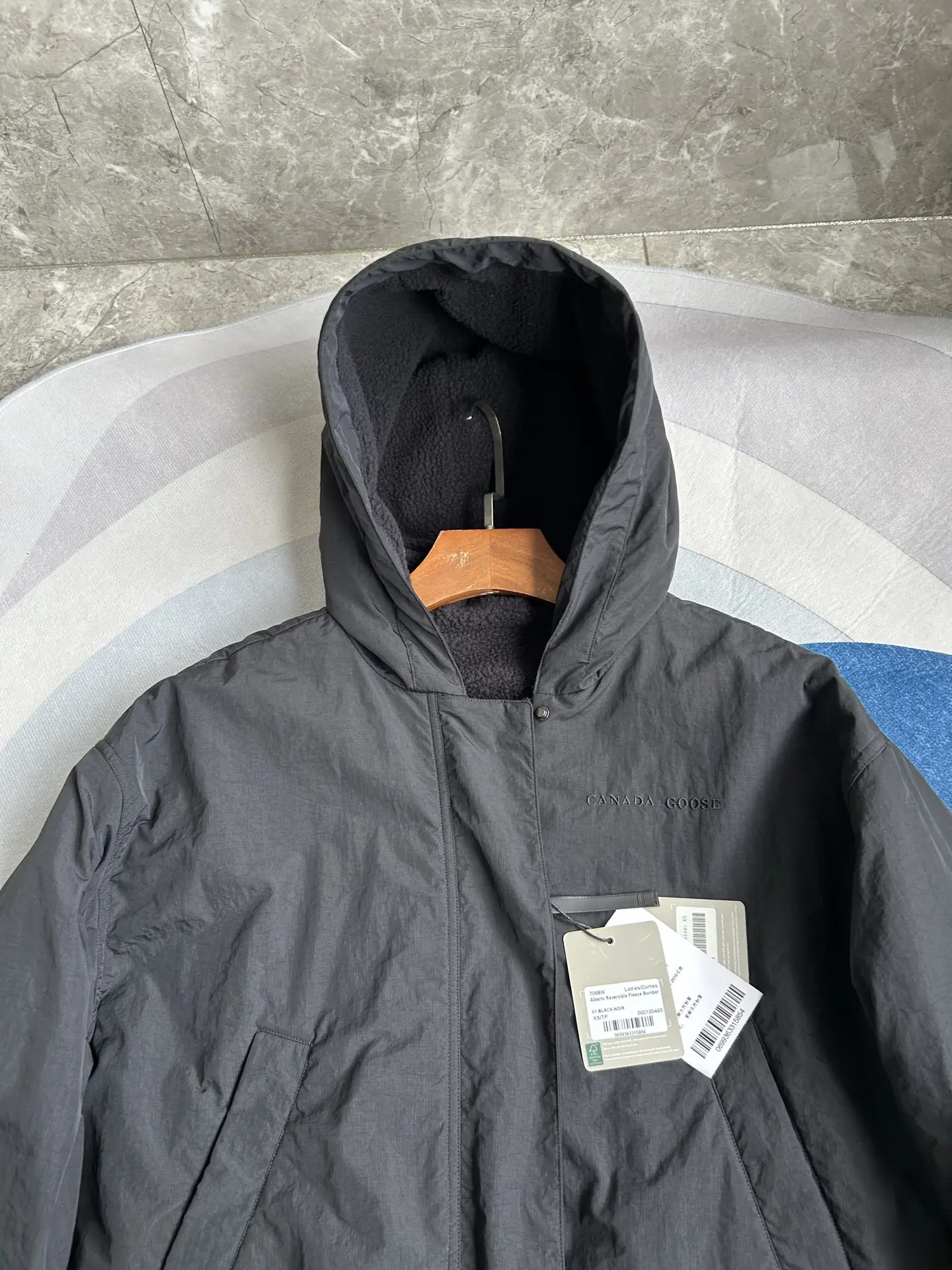 Alberni Reversible Fleece Hooded Jacket D48024079 — view 9
