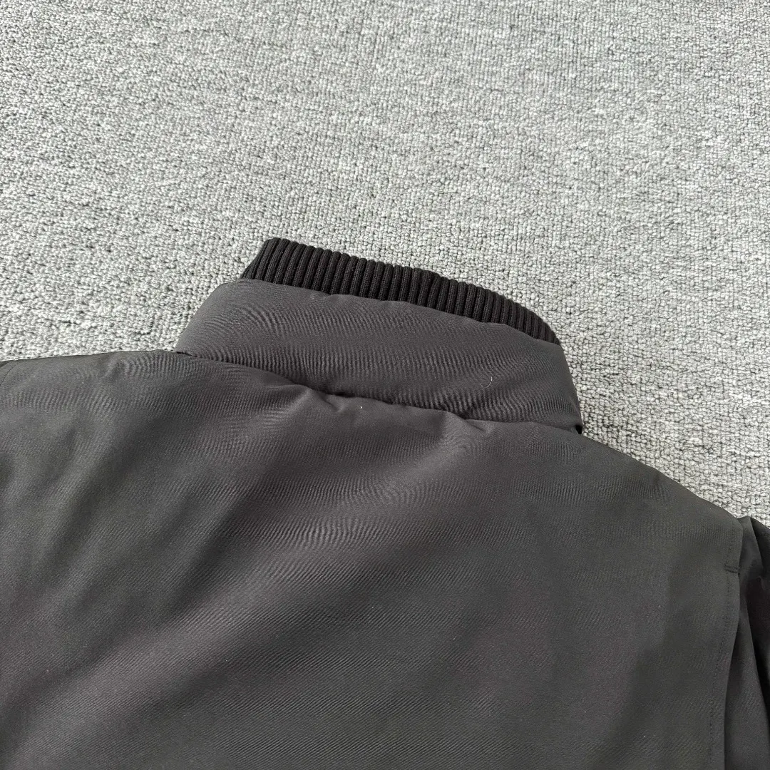 Expedition Down-Filled Puffer Jacket D49024792 — view 11