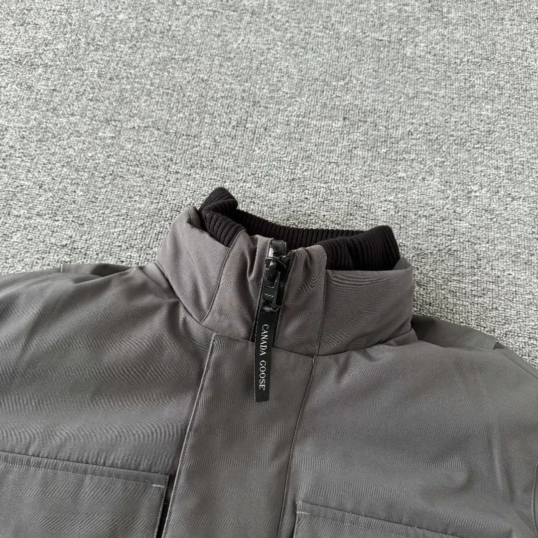 Expedition Down-Filled Puffer Jacket D49024794 — view 3
