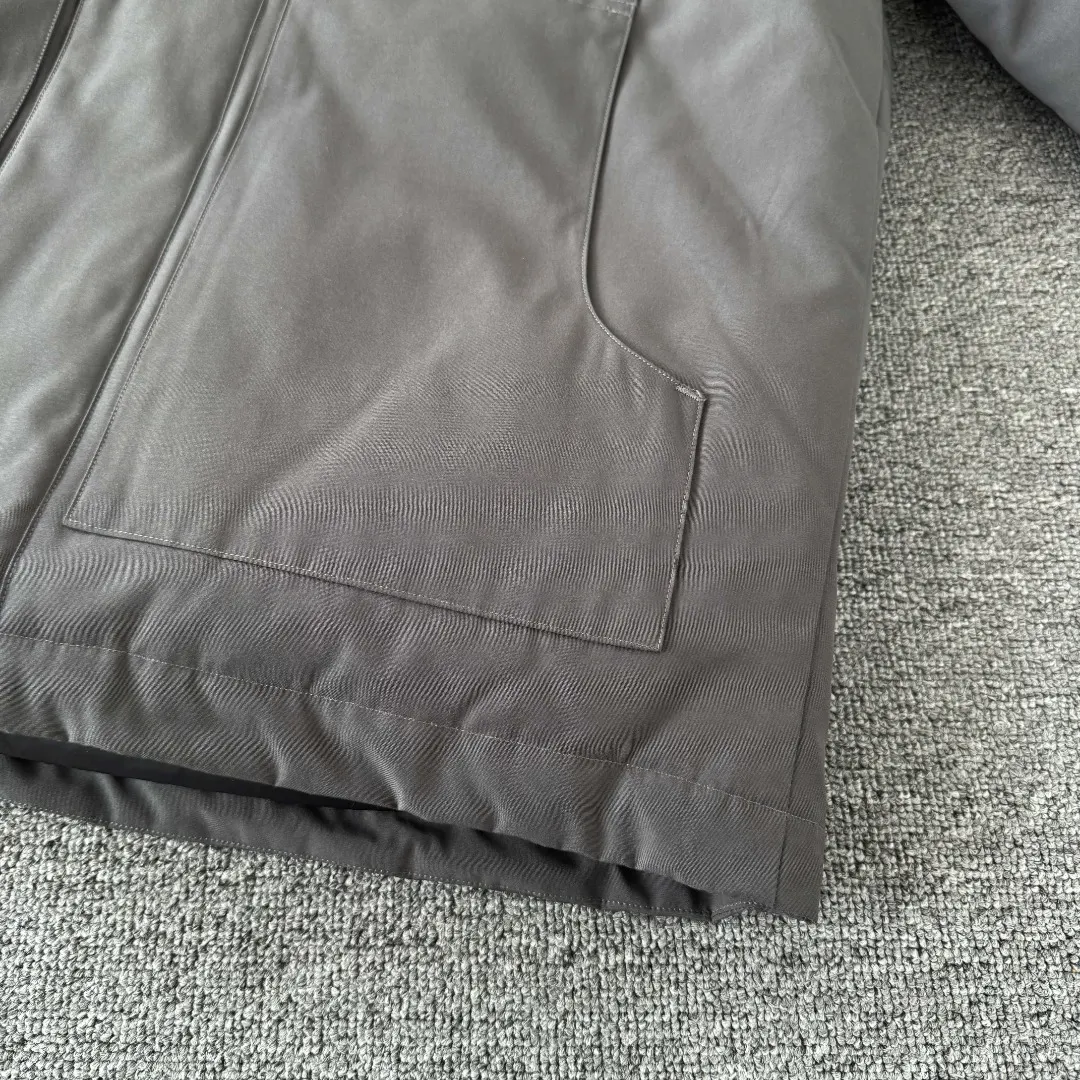 Expedition Down-Filled Puffer Jacket D49024794 — view 5
