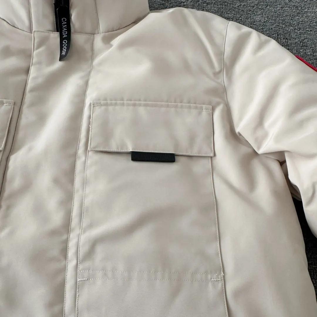Expedition Down-Filled Puffer Jacket D49024793 — view 4