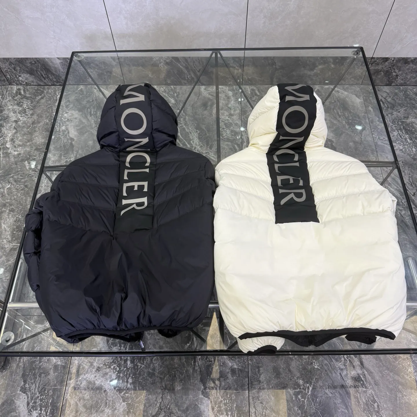 Gardy Hooded Down Puffer Jacket D51021263 — view 3