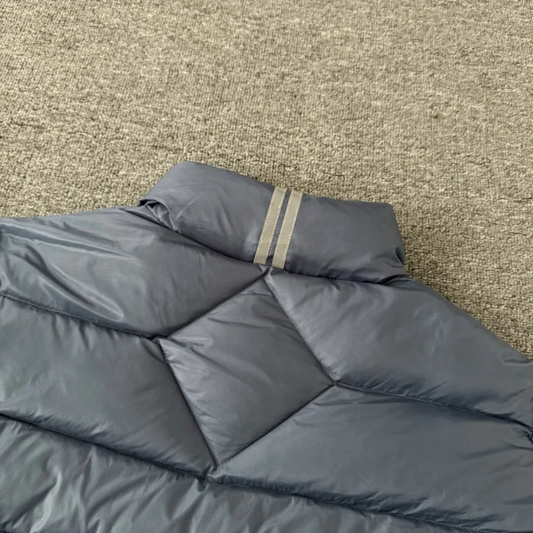 Crofton Down-Filled Puffer Jacket D51024836 — view 12
