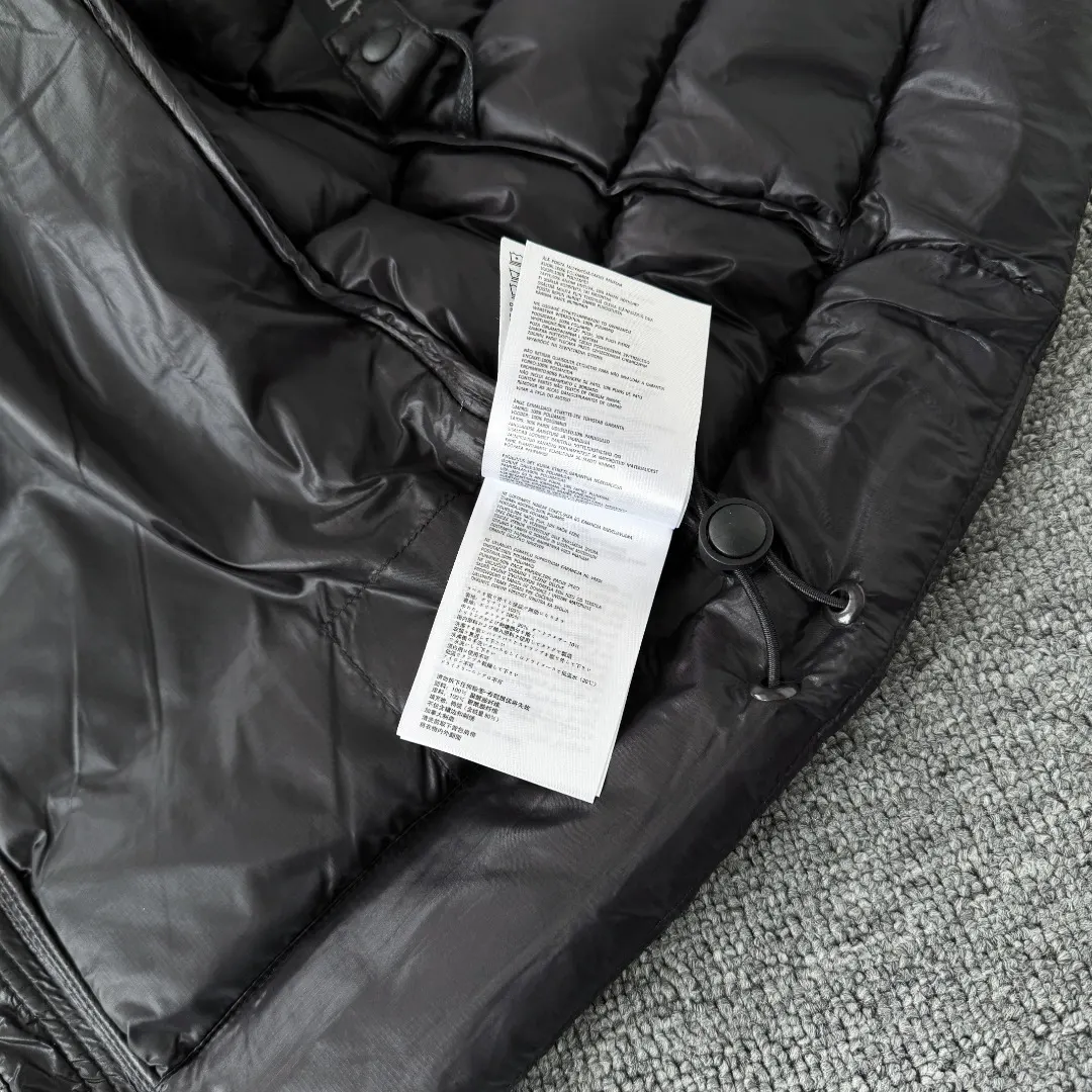 Crofton Down-Filled Puffer Jacket D51024841 — view 10