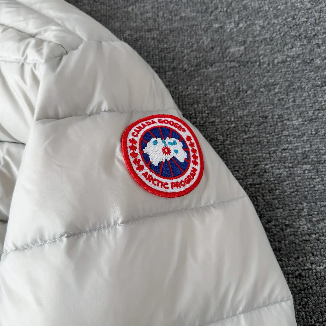 Crofton Down-Filled Puffer Jacket D51024839 — view 4