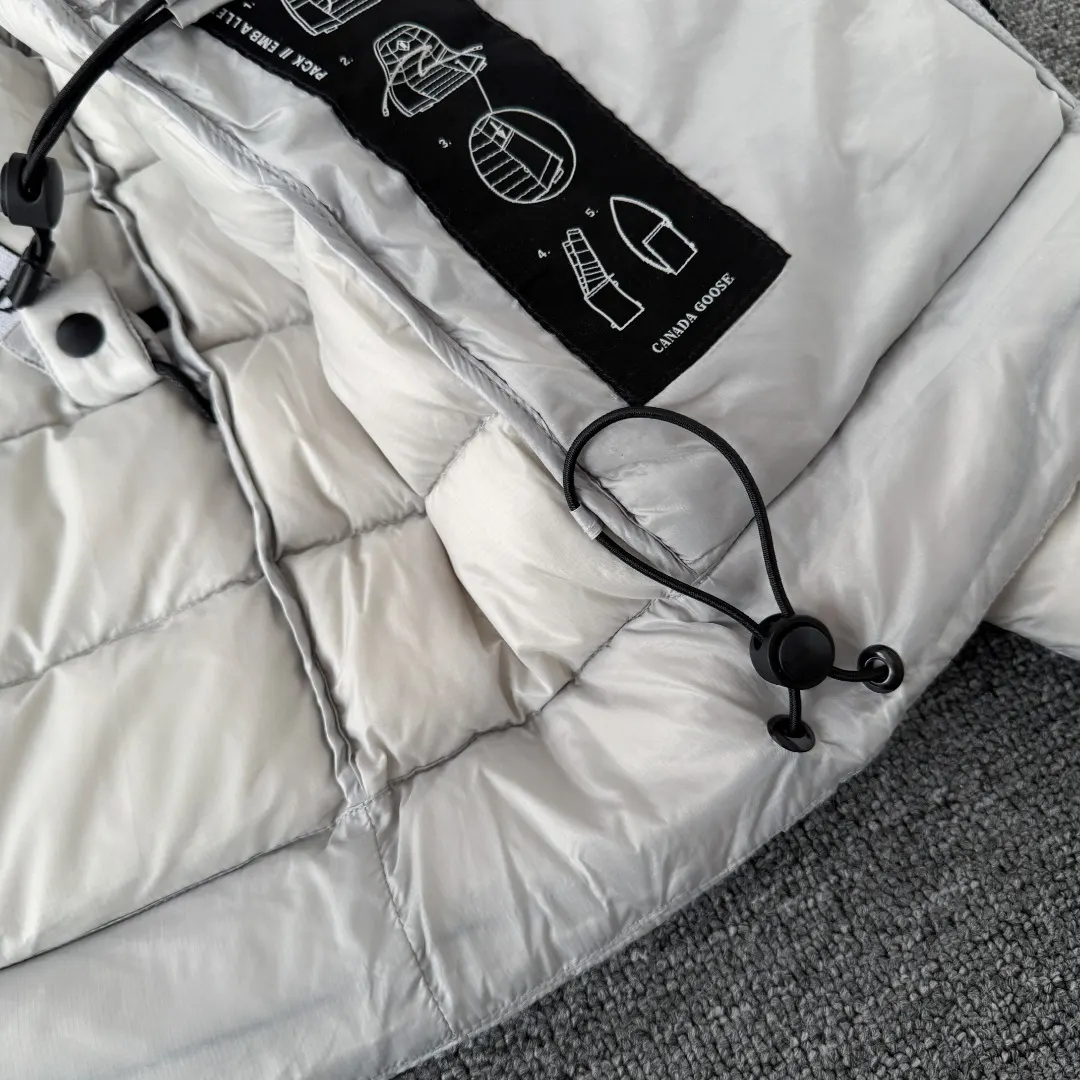 Crofton Down-Filled Puffer Jacket D51024839 — view 9