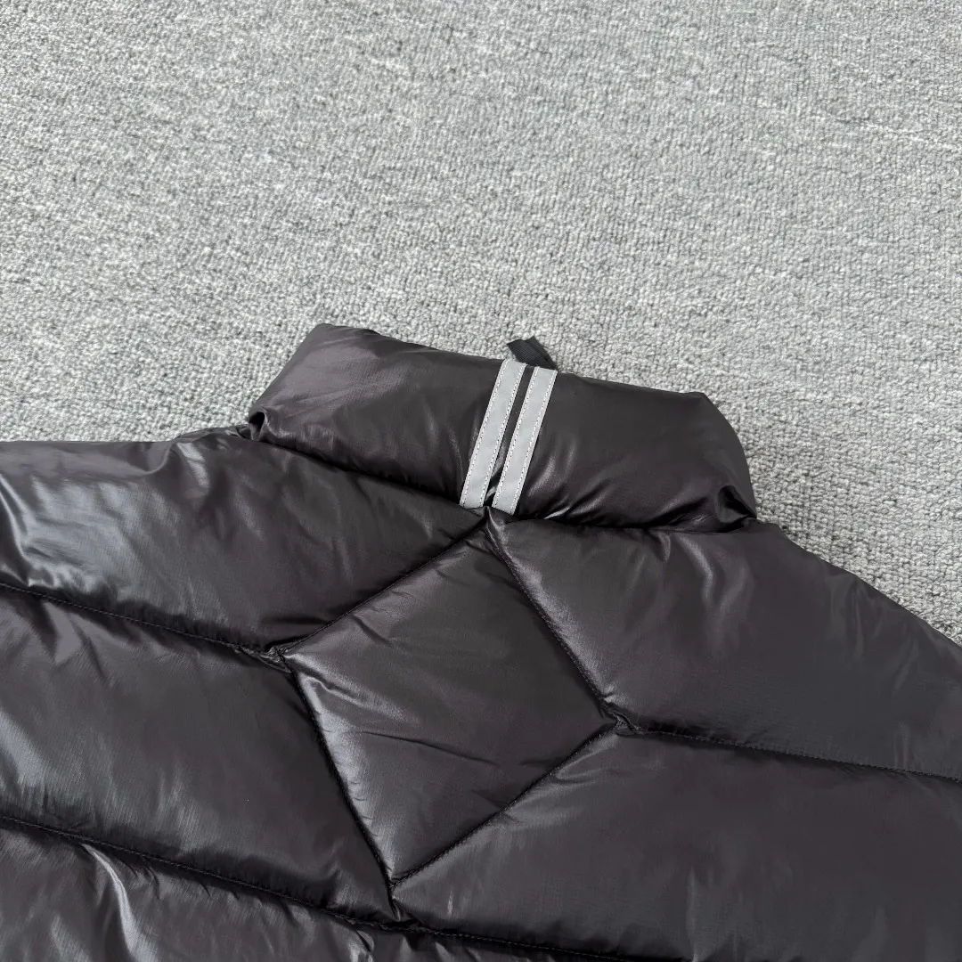 Crofton Down-Filled Puffer Jacket D51024840 — view 13