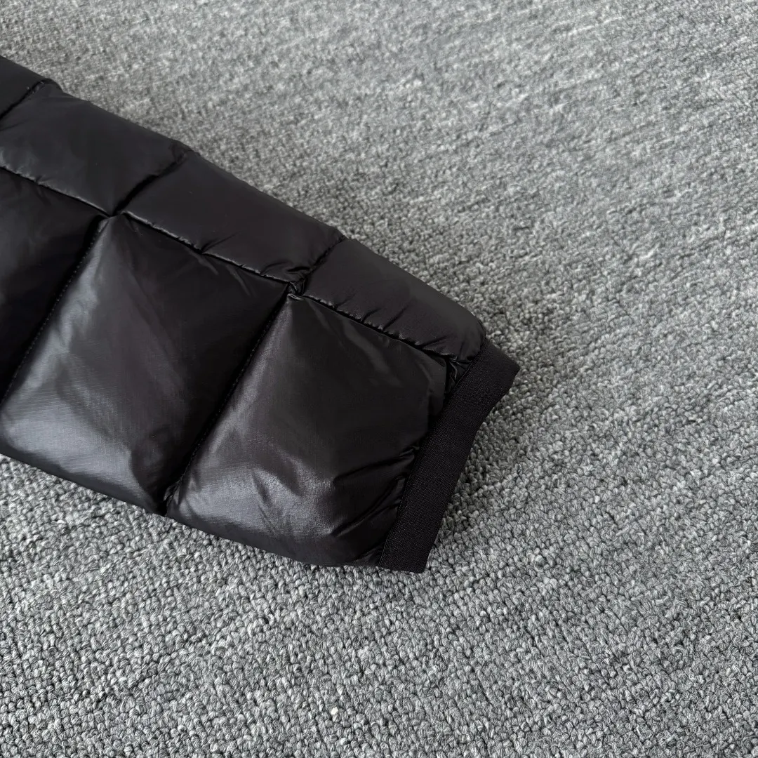 Crofton Down-Filled Puffer Jacket D51024840 — view 14