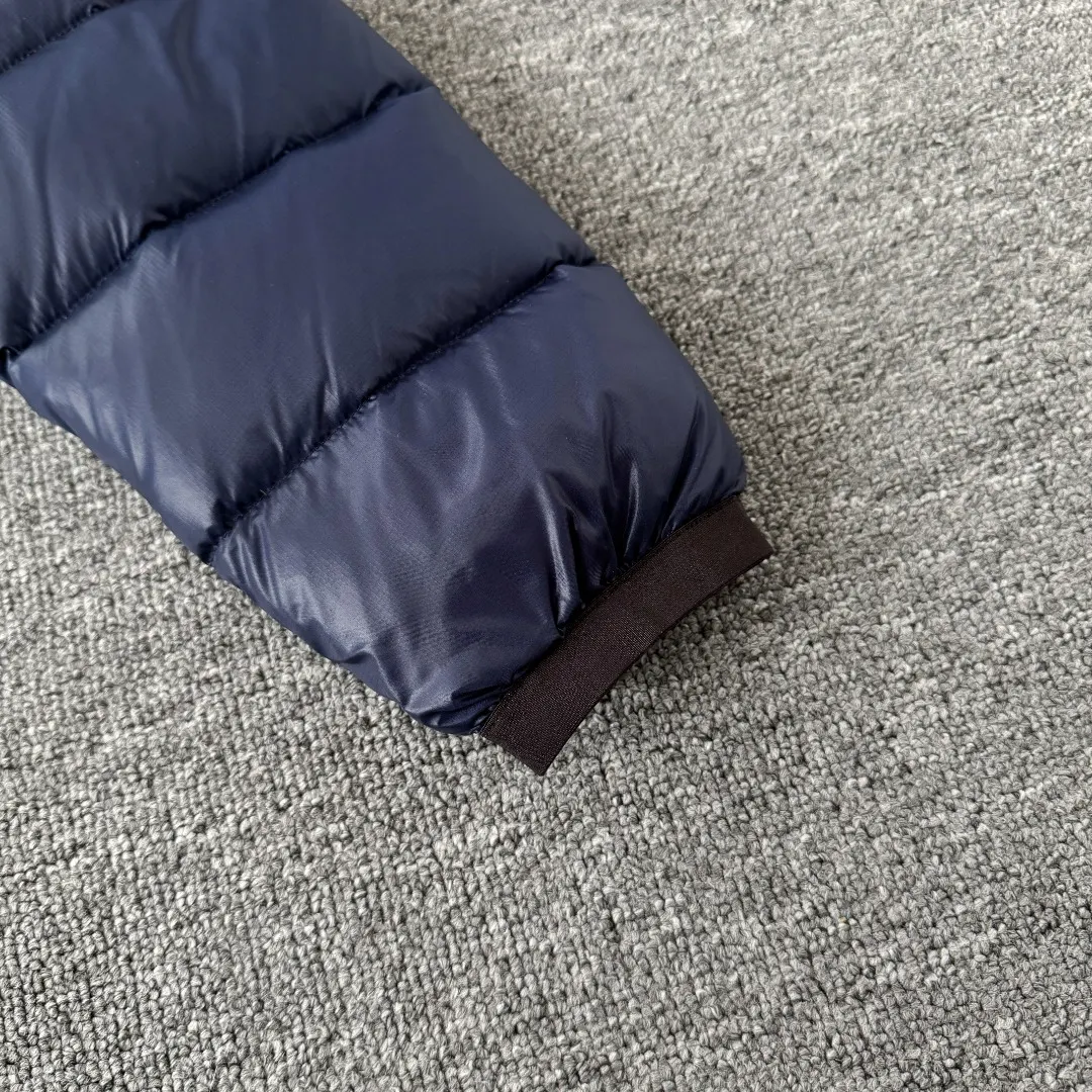 Crofton Down-Filled Puffer Jacket D51024837 — view 7