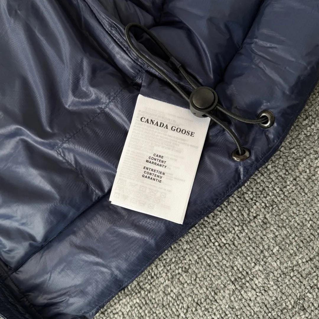 Crofton Down-Filled Puffer Jacket D51024837 — view 10