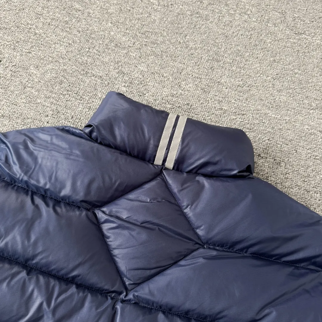 Crofton Down-Filled Puffer Jacket D51024837 — view 12