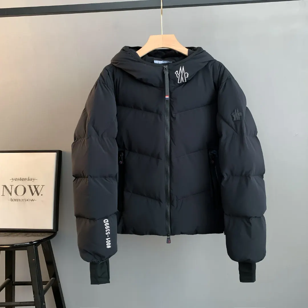 Gore-Tex Waterproof Down Puffer Jacket D55024715