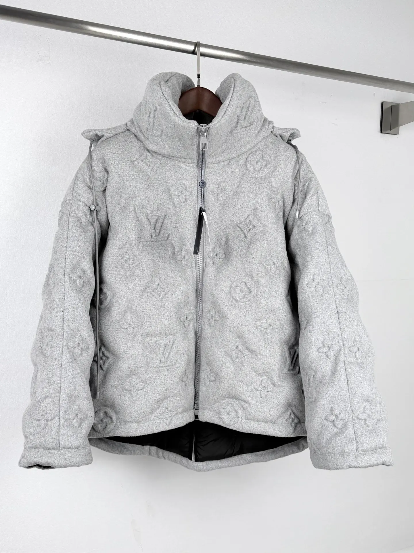 Monogram Embossed Down-Filled Puffer Jacket D72021285