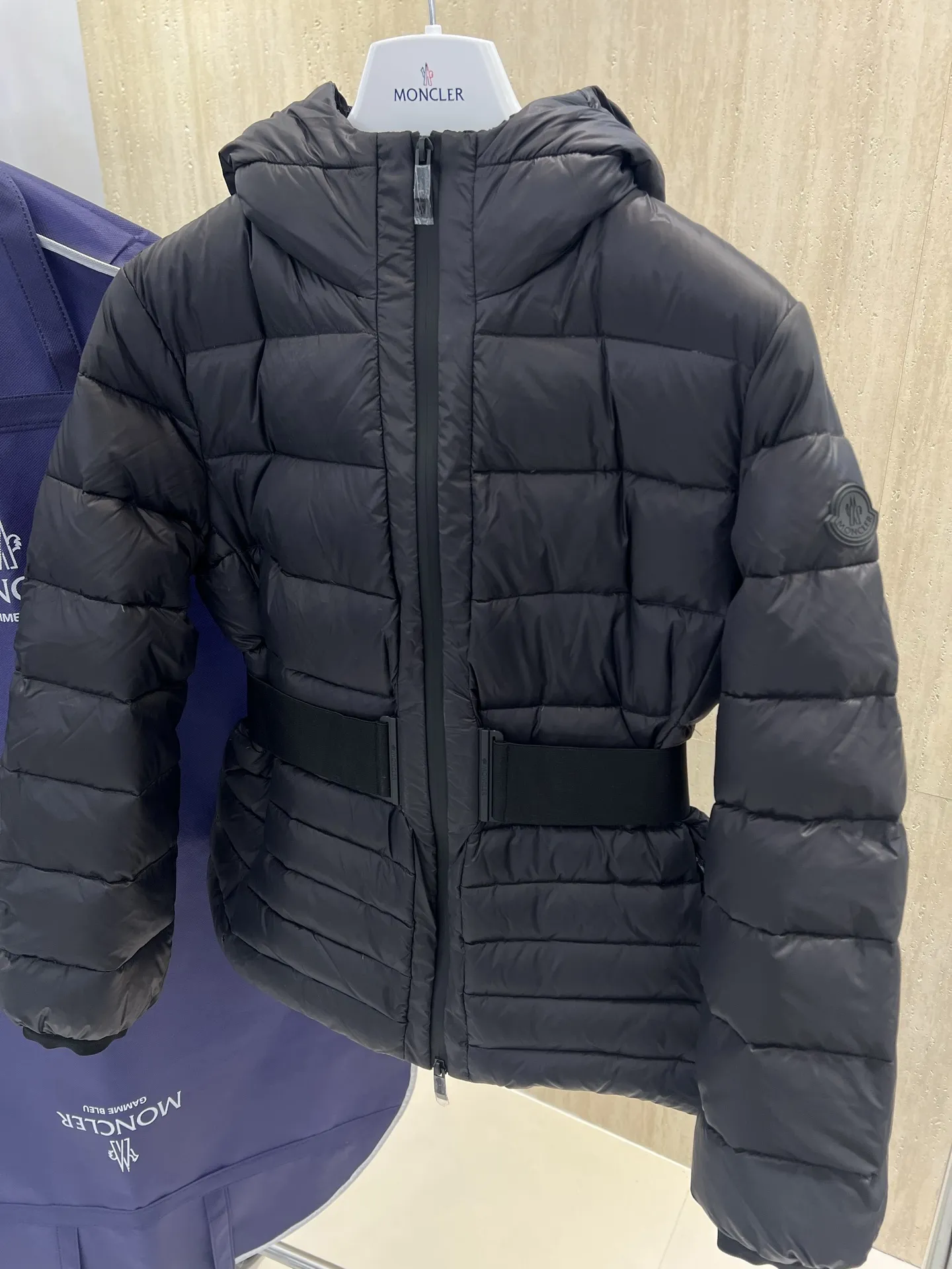 Magnolia Belted Hooded Down Jacket D81021256 — view 6