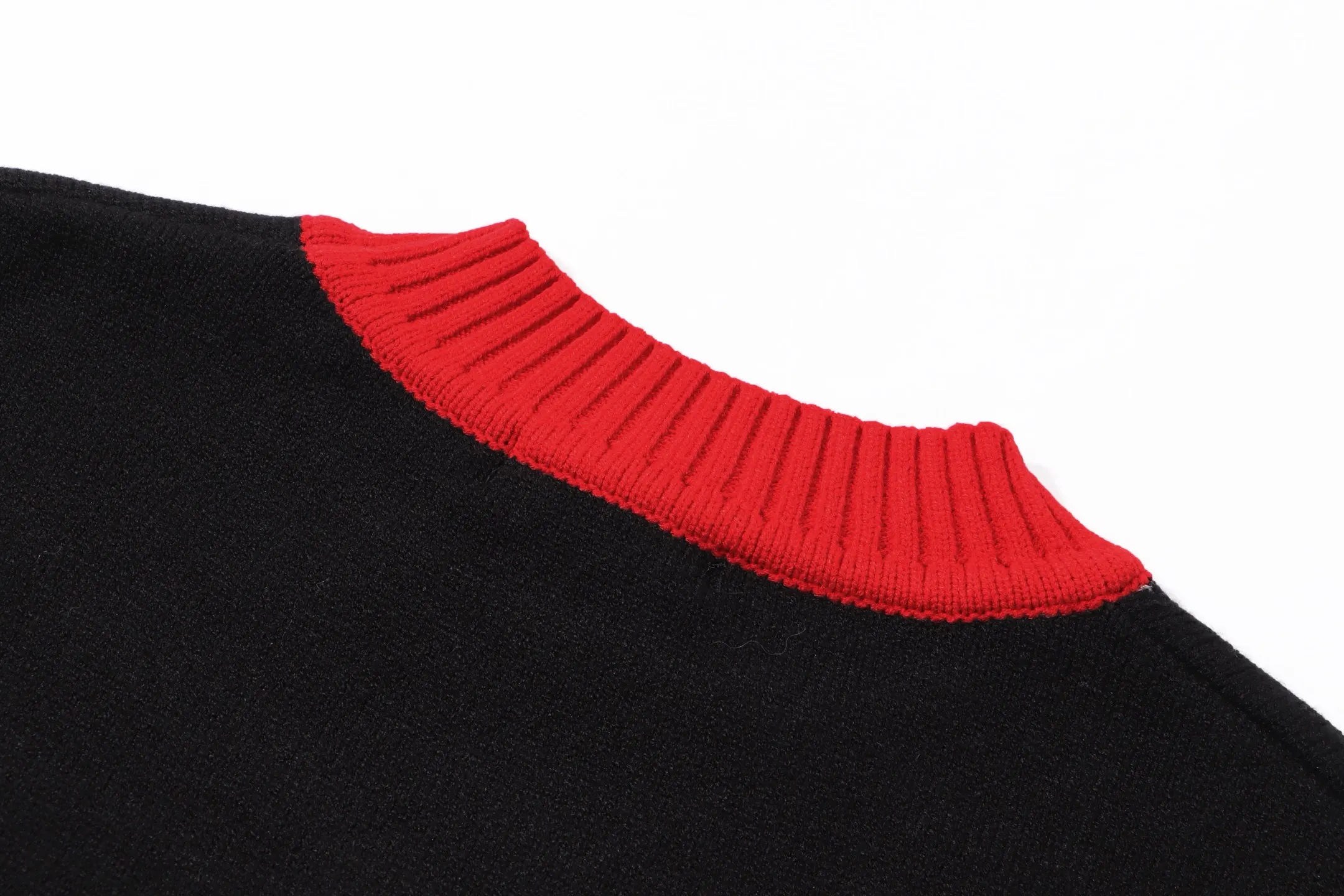 Fendi Roma Logo Intarsia Knit Sweater D20023391 — view 6