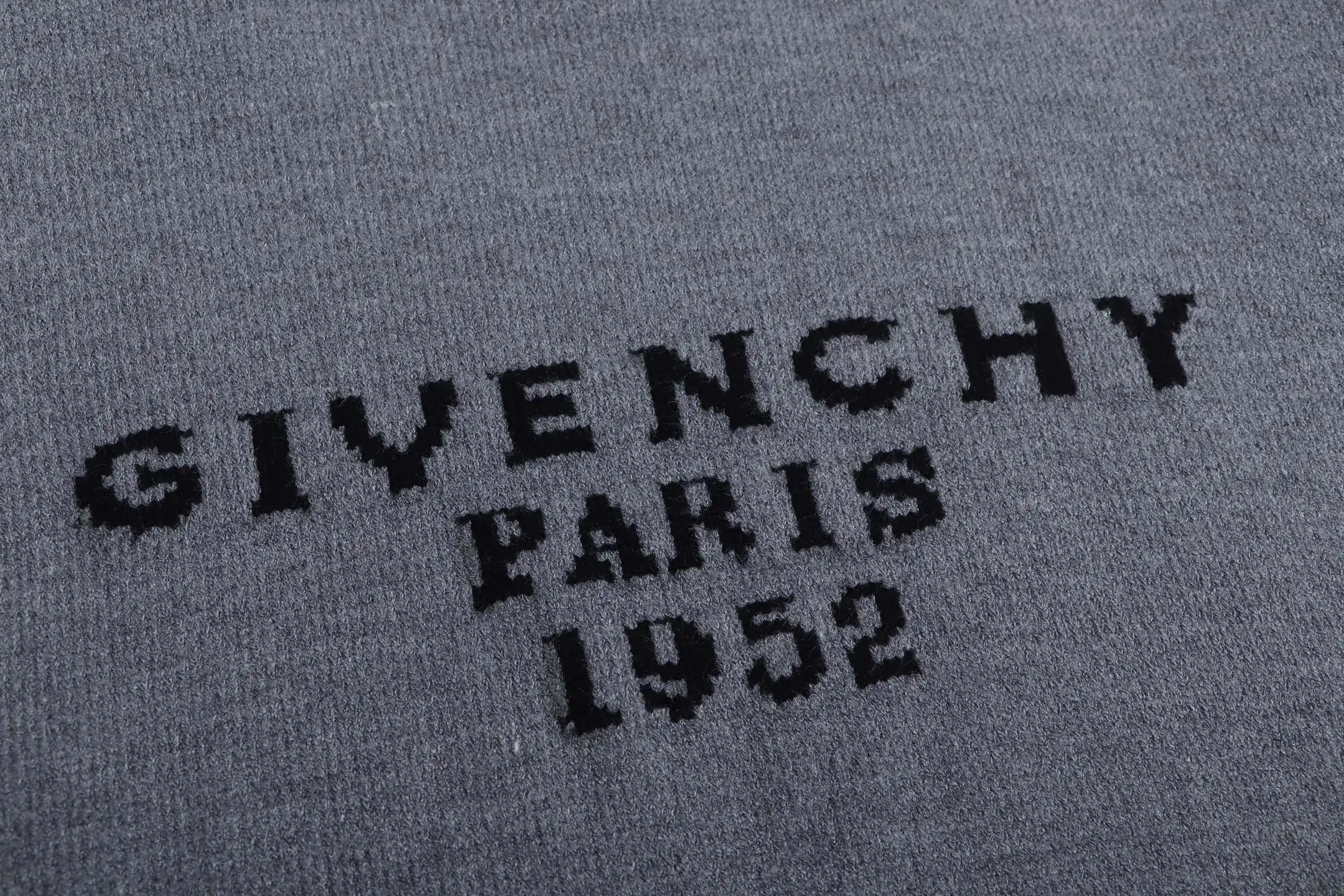 1952 Logo Intarsia Crew-Neck Sweater D20023401 — view 5