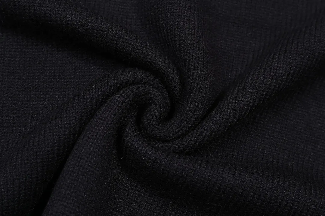 4G Logo Jacquard Crew-Neck Sweater D20023397 — view 4