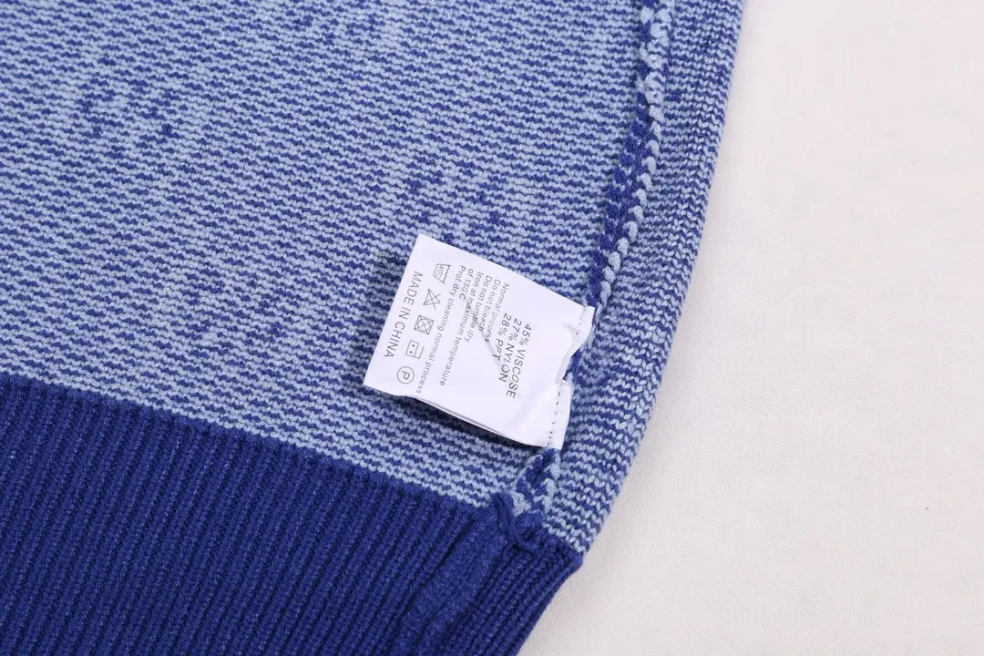 GG Monogram Jacquard Crew-Neck Sweater D20023422 — view 4