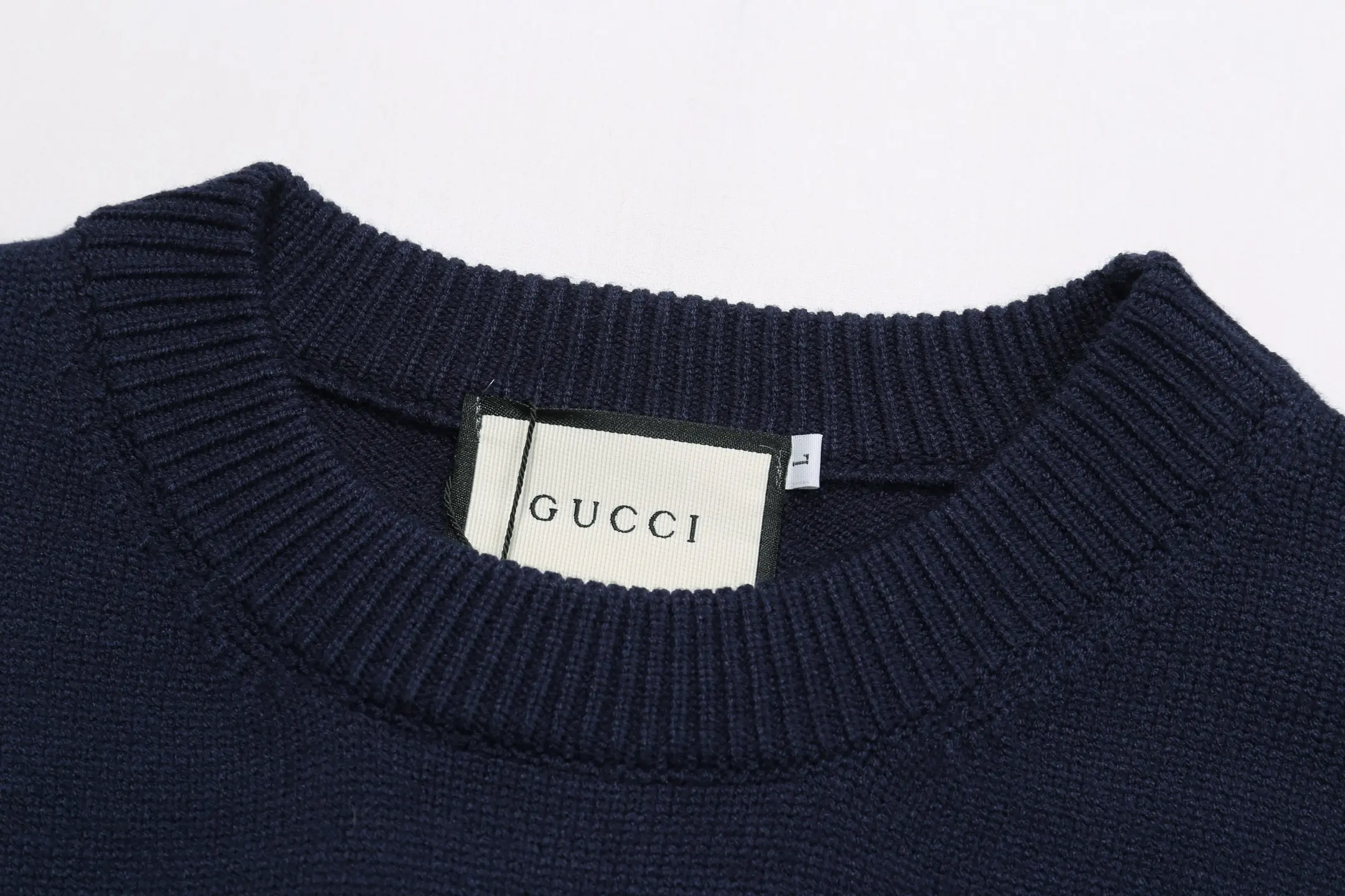 Snake Intarsia Logo Crew-Neck Sweater D20023432 — view 3