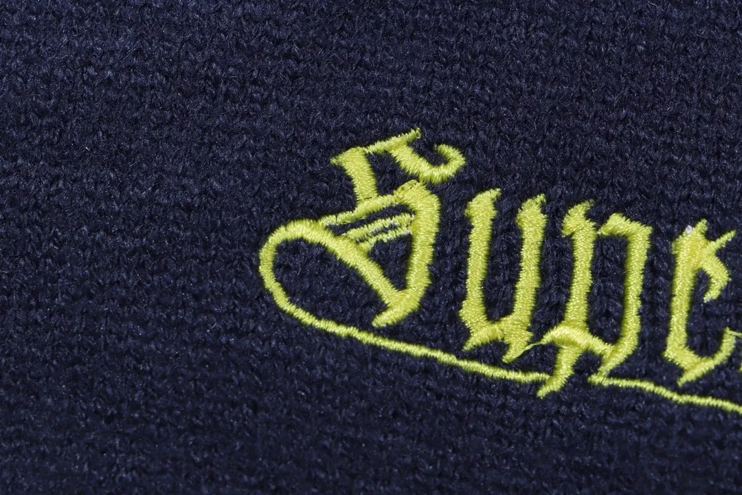 Embroidered Logo Crew-Neck Sweater D20023386 — view 7