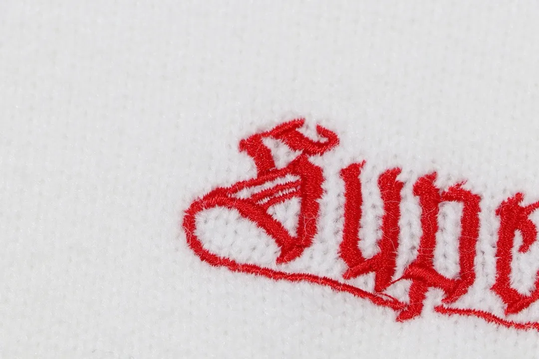 Supreme Embroidered Logo Crew-Neck Sweater D20023387 — view 4