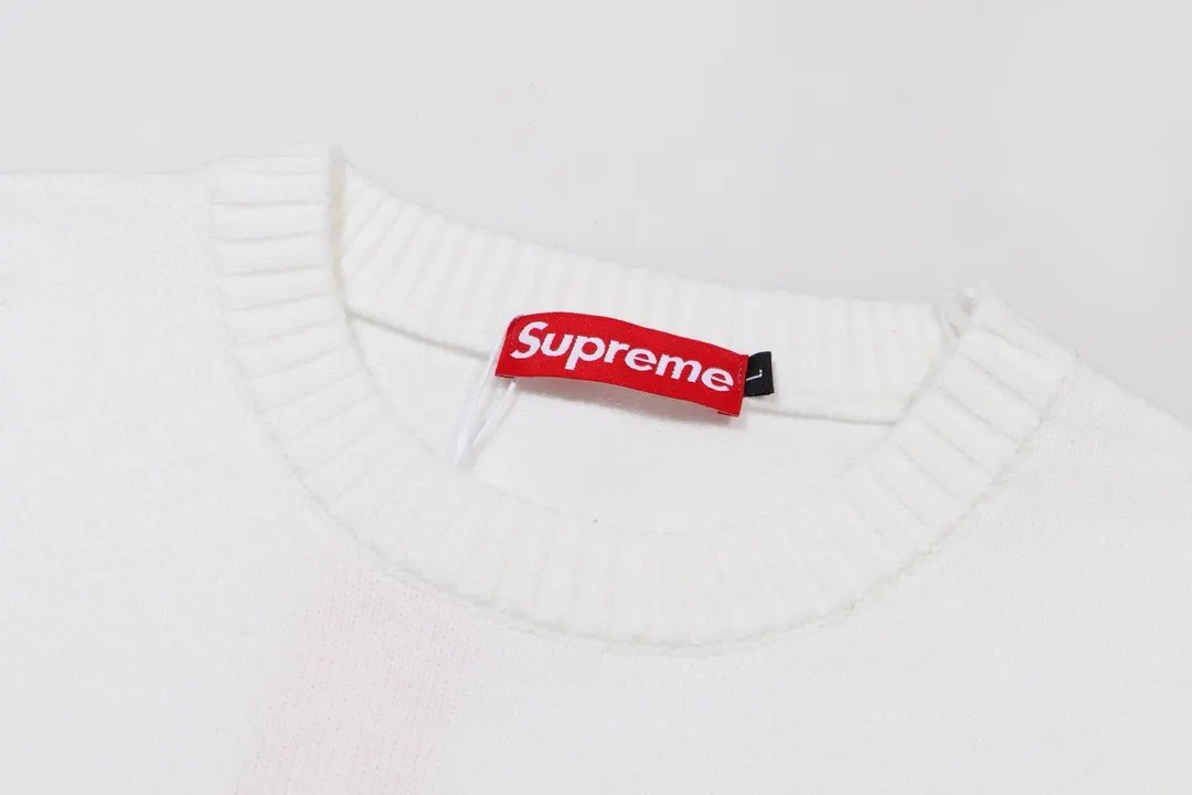 Supreme Embroidered Logo Crew-Neck Sweater D20023387 — view 5