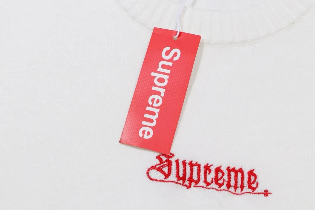 Supreme Embroidered Logo Crew-Neck Sweater D20023387 — view 6