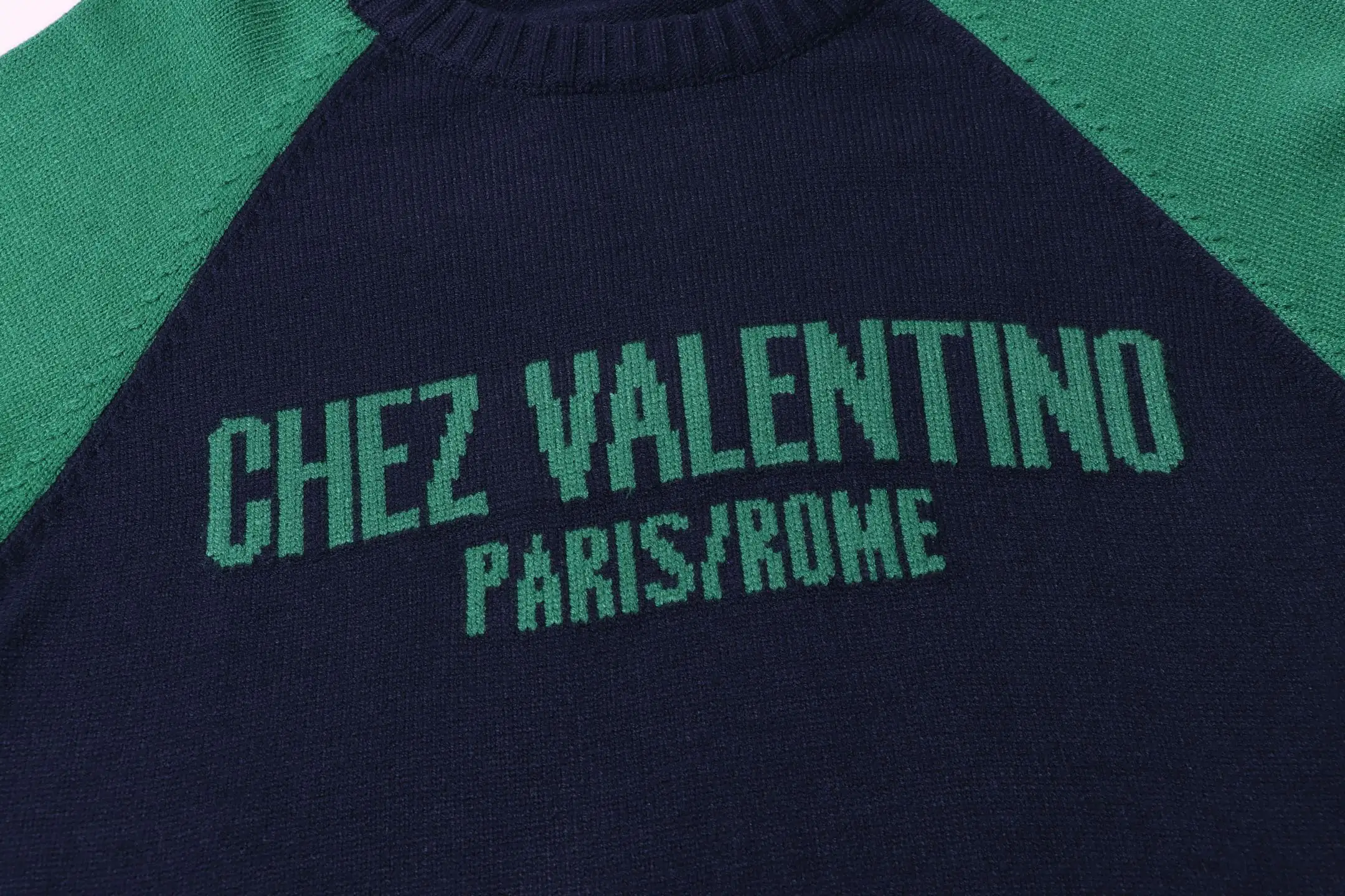 Chez Valentino Logo Intarsia Knit Sweater D20023416 — view 6